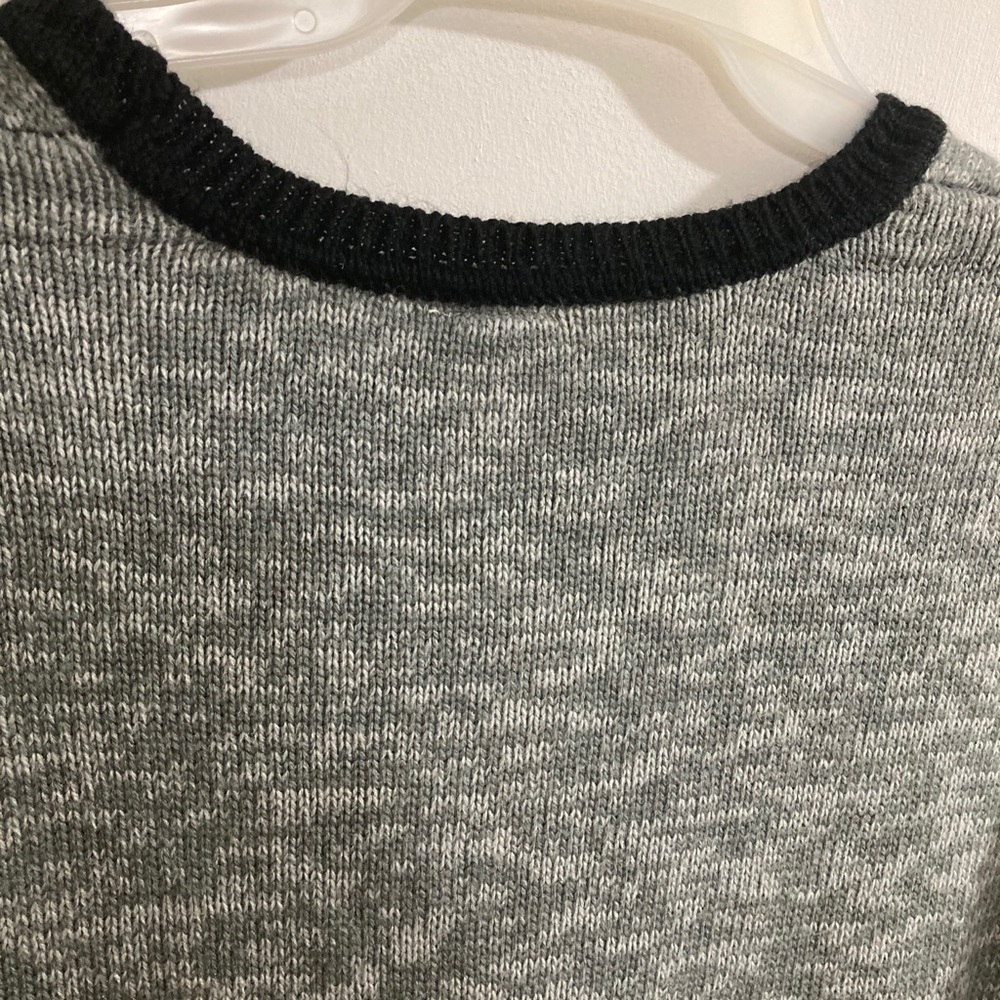 Christmas sweater pre-owned size 1XL